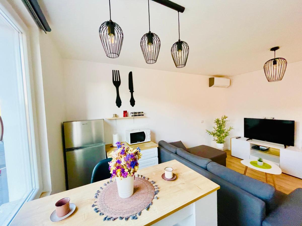 Central Apartment 2, تيرانا المظهر الخارجي الصورة