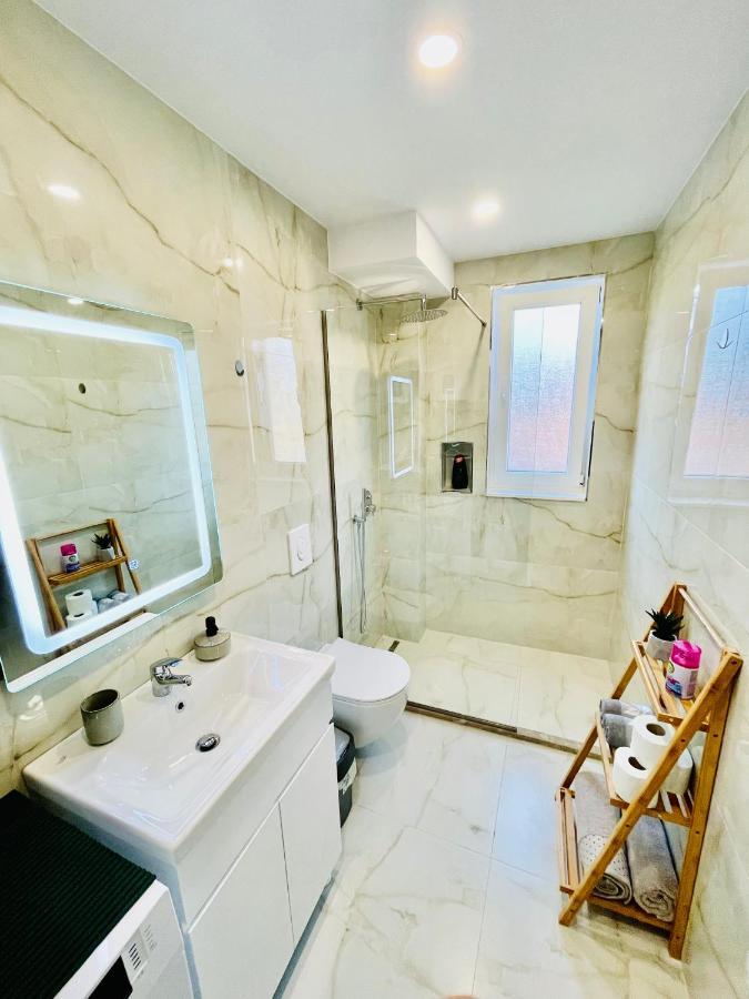 Central Apartment 2, تيرانا المظهر الخارجي الصورة